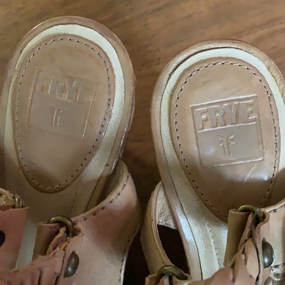 Frye Corrina Woven Leather Wedge Sandals 8 - Picture 6 of 12